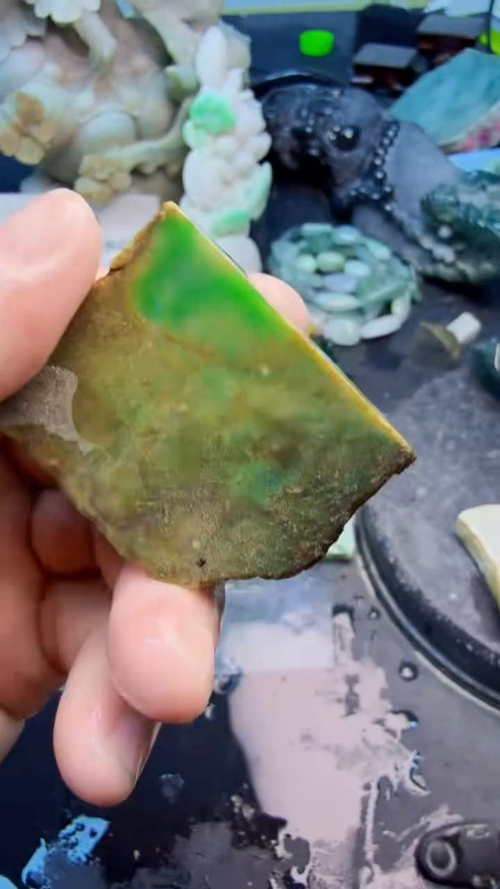 翡翠挂件未镶嵌天然翡翠080