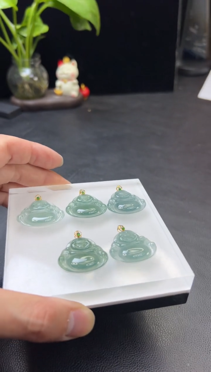 【闪购商品】翡翠挂件18K金镶嵌W008-23110多样性发一件