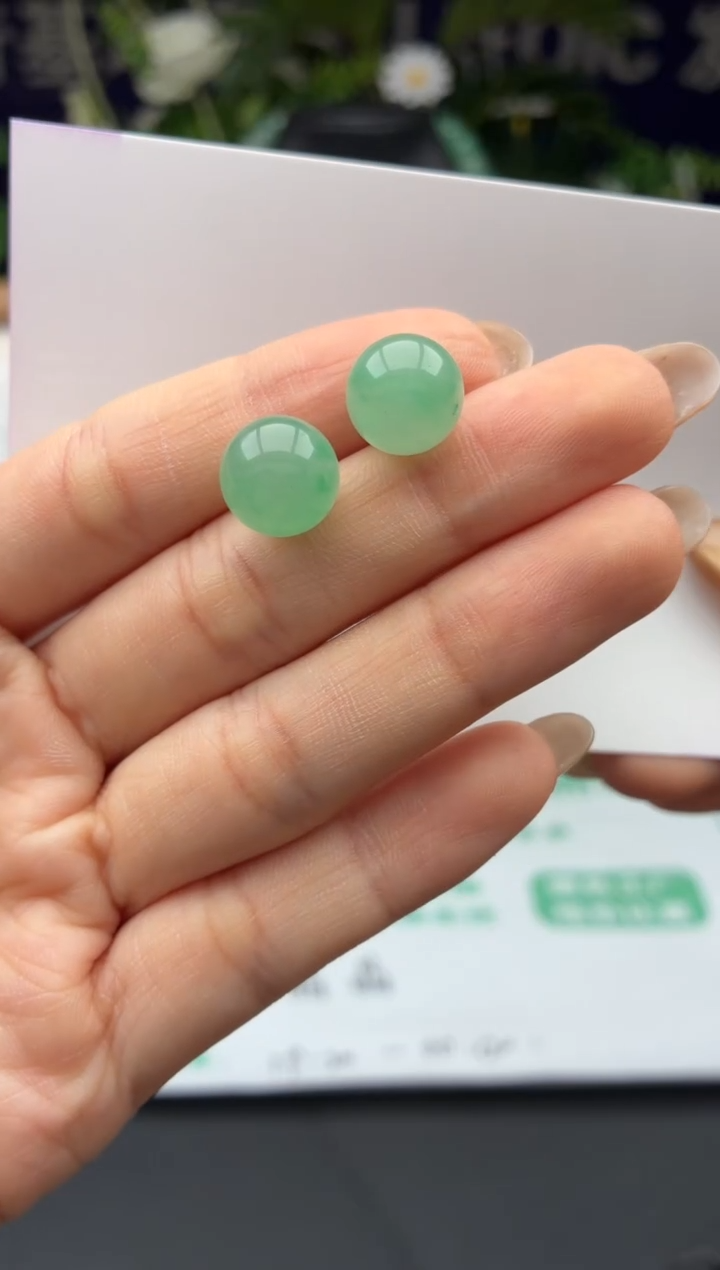 石英质玉未镶嵌耳钉非洲翠耳钉