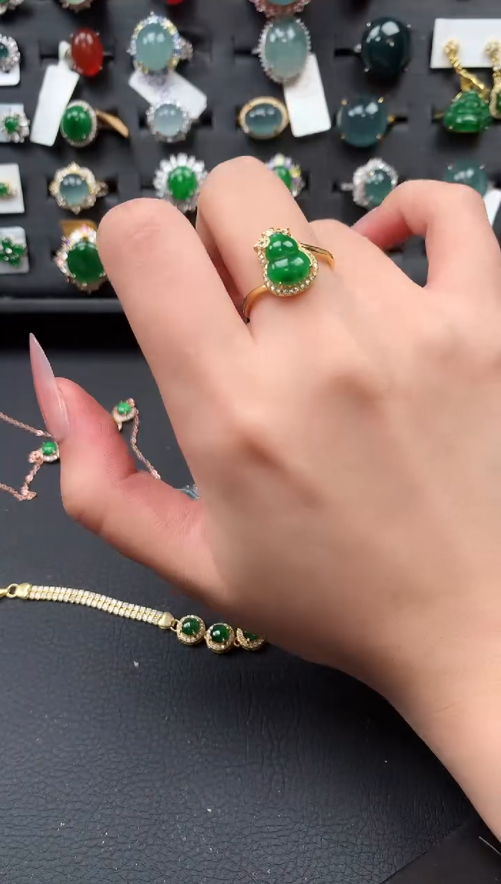 【闪购商品】翡翠戒指银S925镶嵌52141