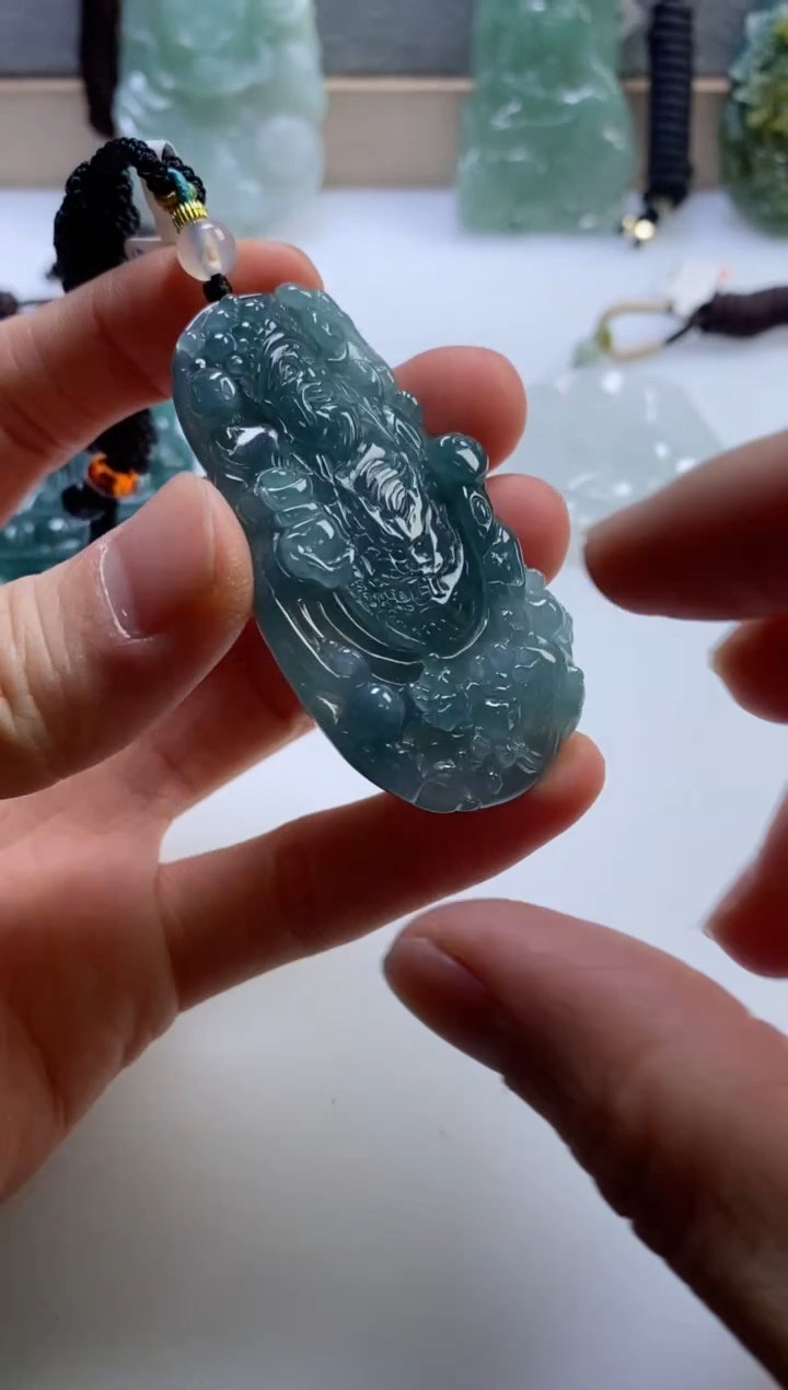 【闪购商品】翡翠挂件未镶嵌