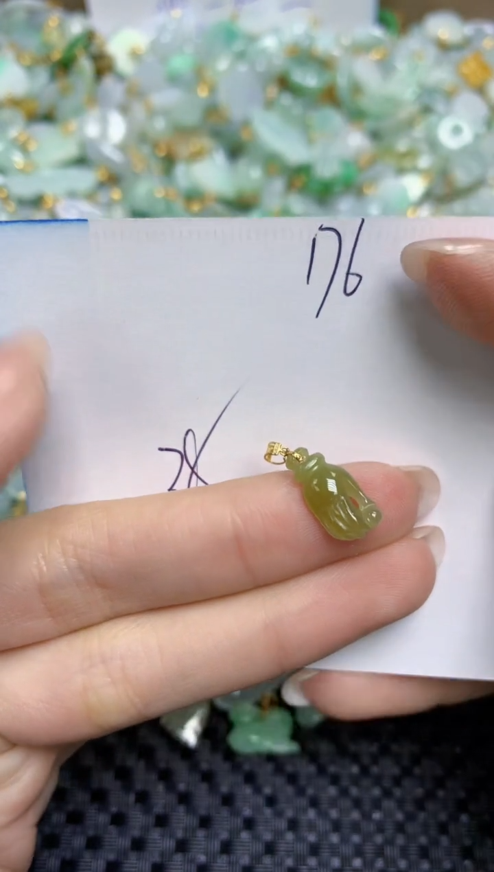 【闪购商品】翡翠颈饰18K金镶嵌天然缅甸A货翡翠