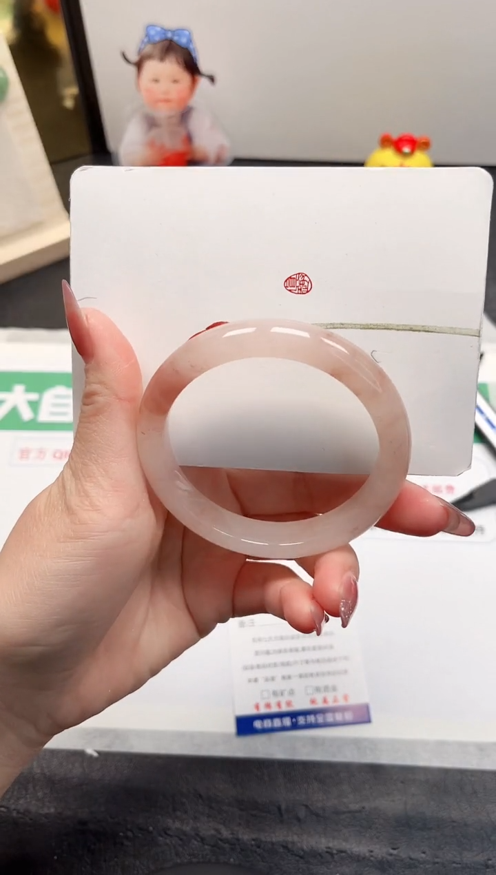 【闪购商品】石英质玉手镯未镶嵌113-58