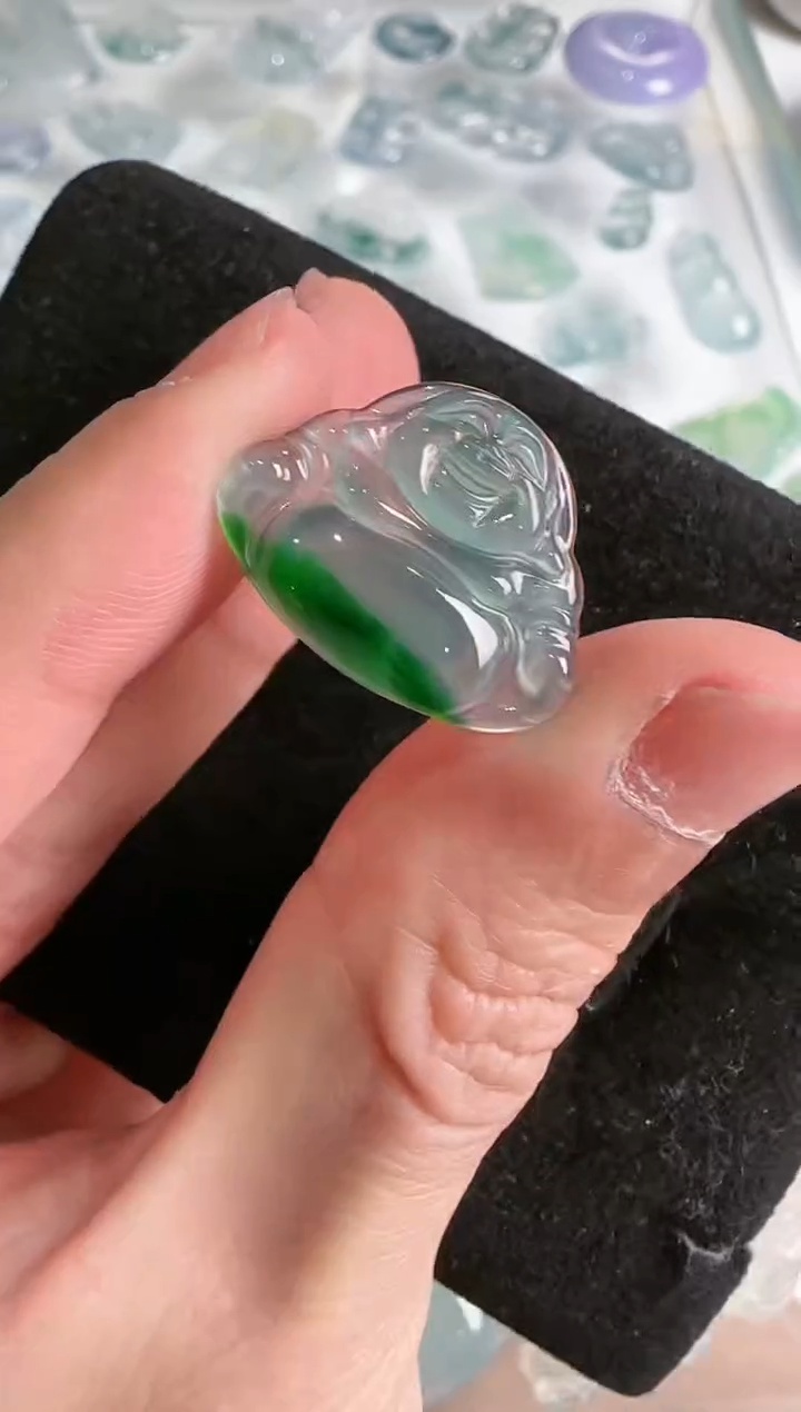 【闪购商品】翡翠吊坠(不含链)未镶嵌··