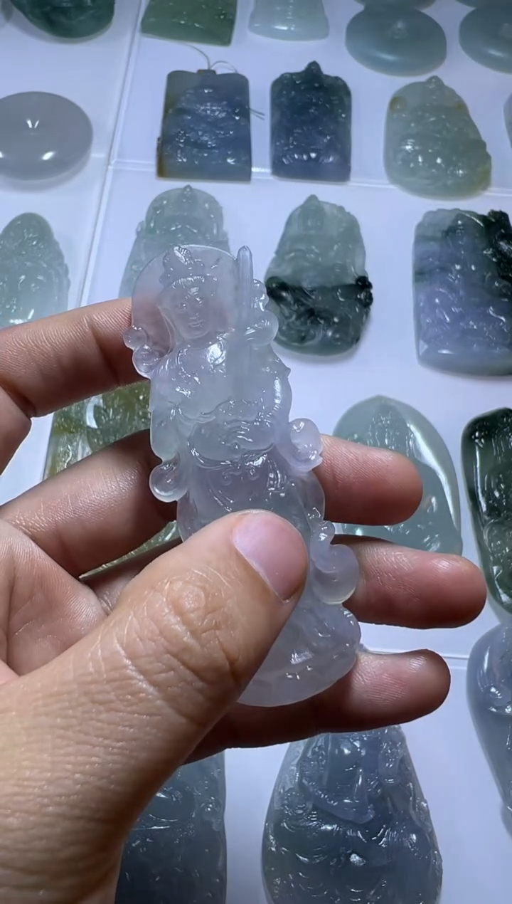 【闪购商品】定制翡翠未镶嵌观音