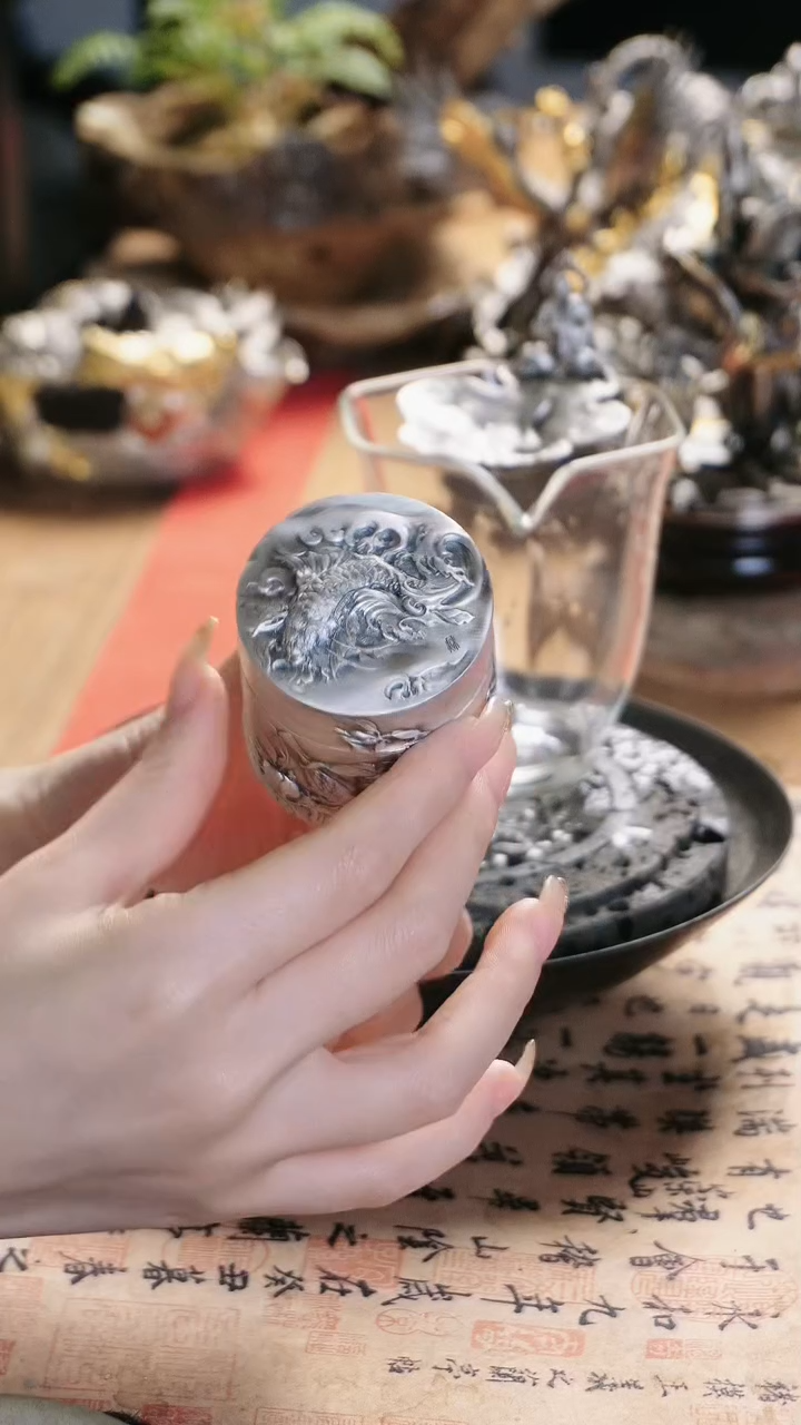 【闪购商品】纯银寿桃锦鲤茶叶罐