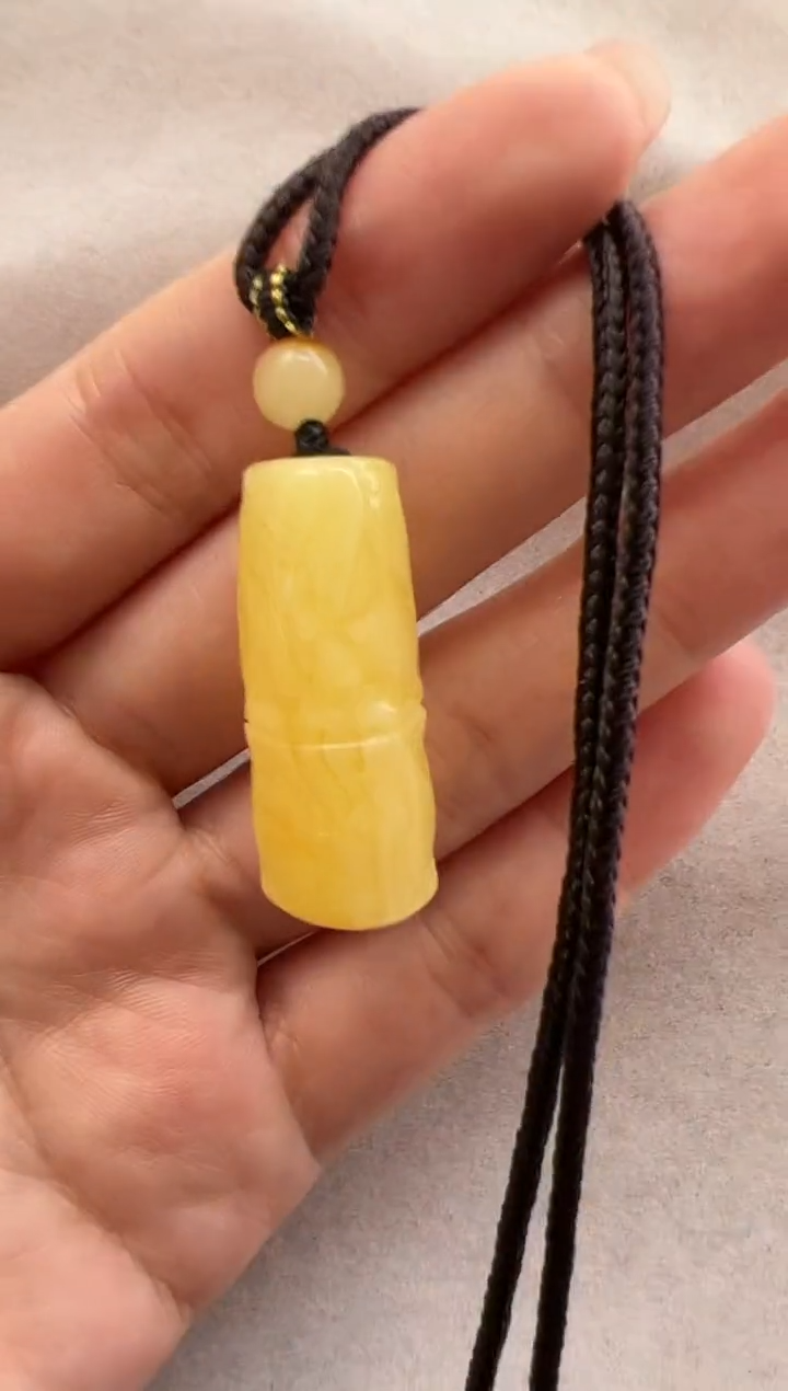 【闪购商品】琥珀裸石未镶嵌10202242-吊坠