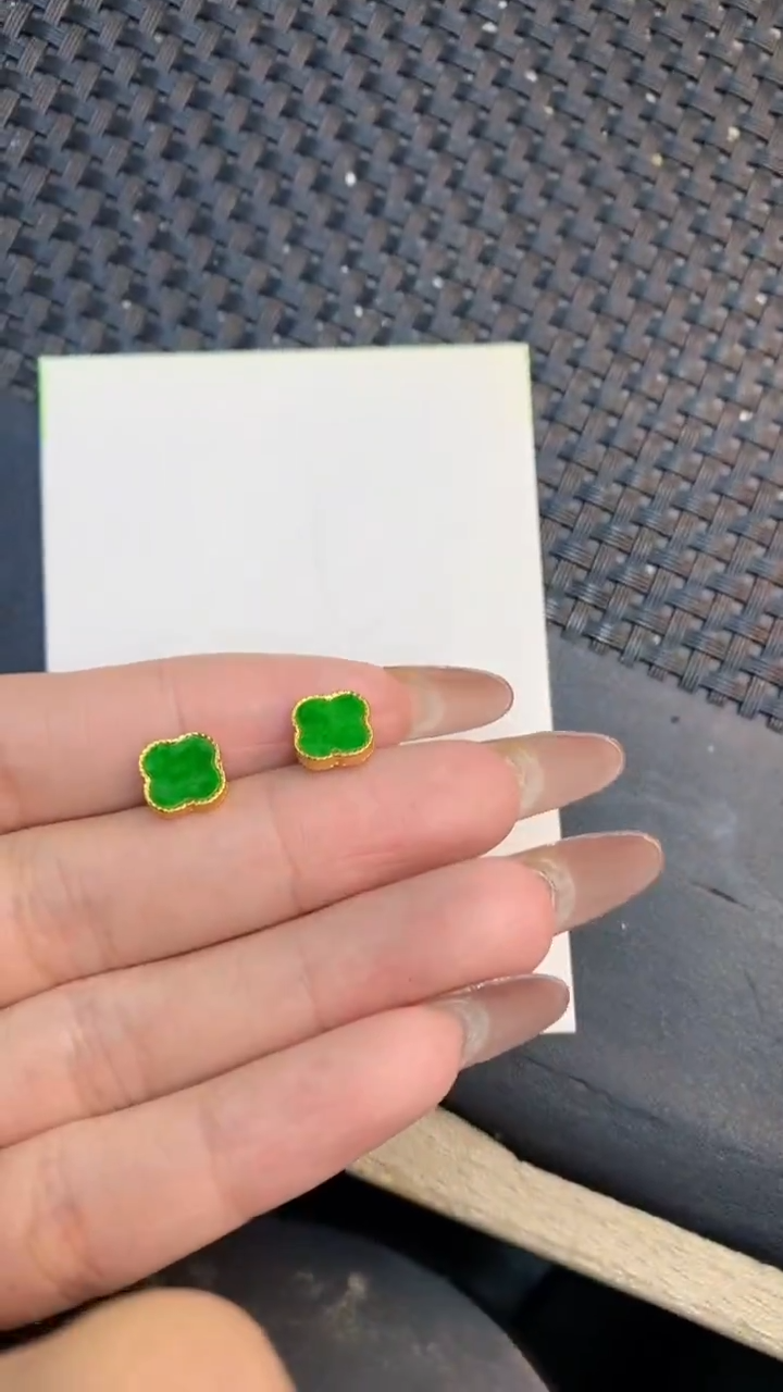 颈饰未镶嵌翡翠1