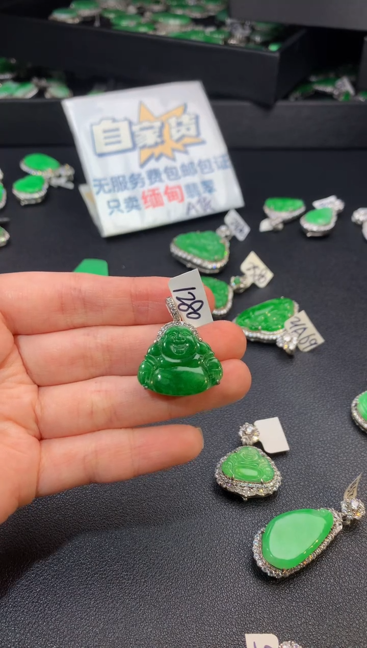 【闪购商品】翡翠颈饰银S925镶嵌翡翠