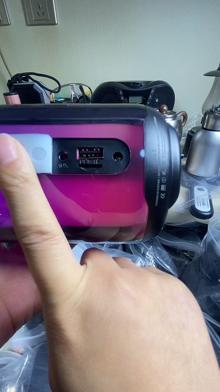 孙*?灰色一对音响