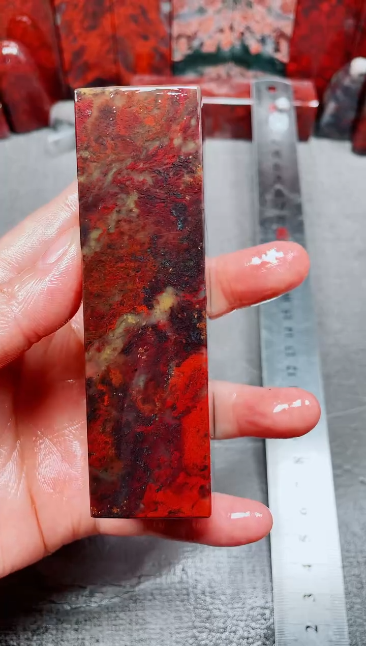 桂林鸡血玉素章3.0左右47