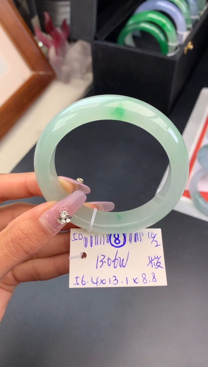 【闪购商品】翡翠手镯未镶嵌玉手镯