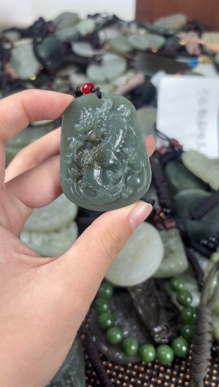 【闪购商品】和田玉颈饰未镶嵌1