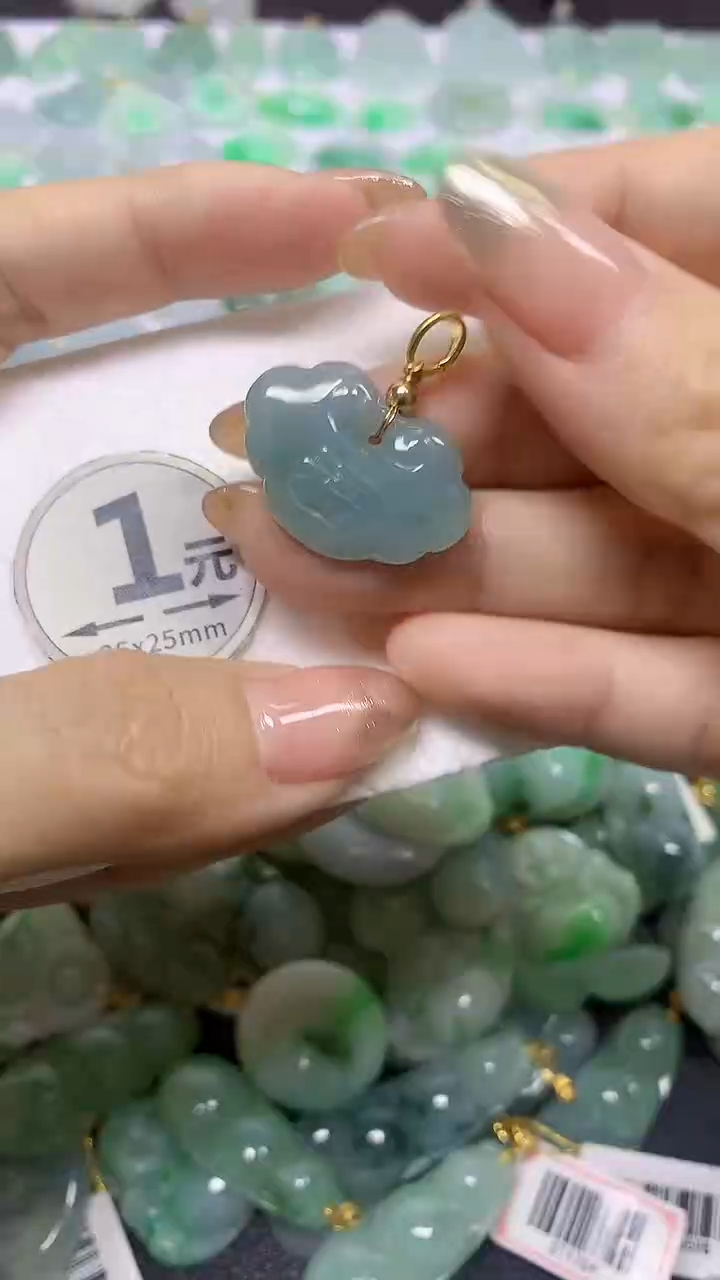 颈饰未镶嵌翡翠天然翡翠A货