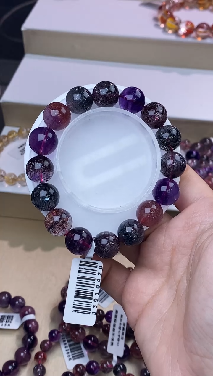 【闪购商品】水晶手链未镶嵌黑加仑超七13m+