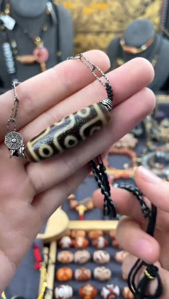 【闪购商品】玛瑙/玉髓颈饰未镶嵌美泓牙黄九眼锁骨链