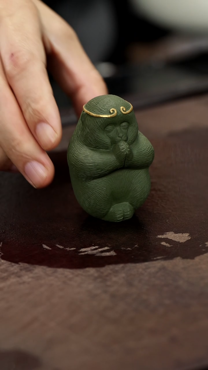 紫砂茶宠窈**鬼猴子