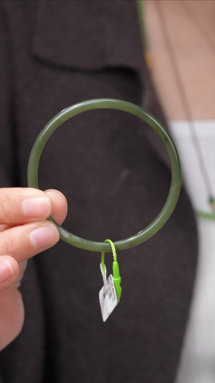 【闪购商品】和田玉手镯未镶嵌034