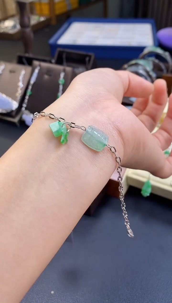 颈饰银S925镶嵌翡翠19508