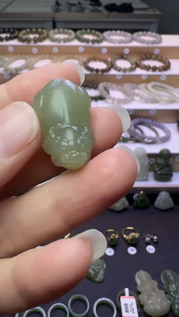 颈饰未镶嵌和田玉239号链接