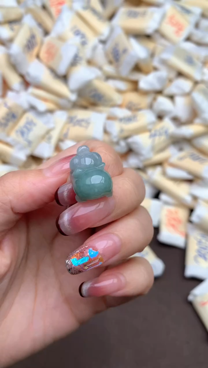 【闪购商品】翡翠挂件未镶嵌—