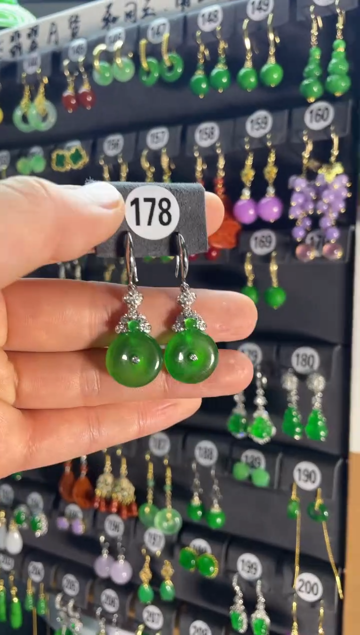 【闪购商品】翡翠耳饰银S925镶嵌178.....