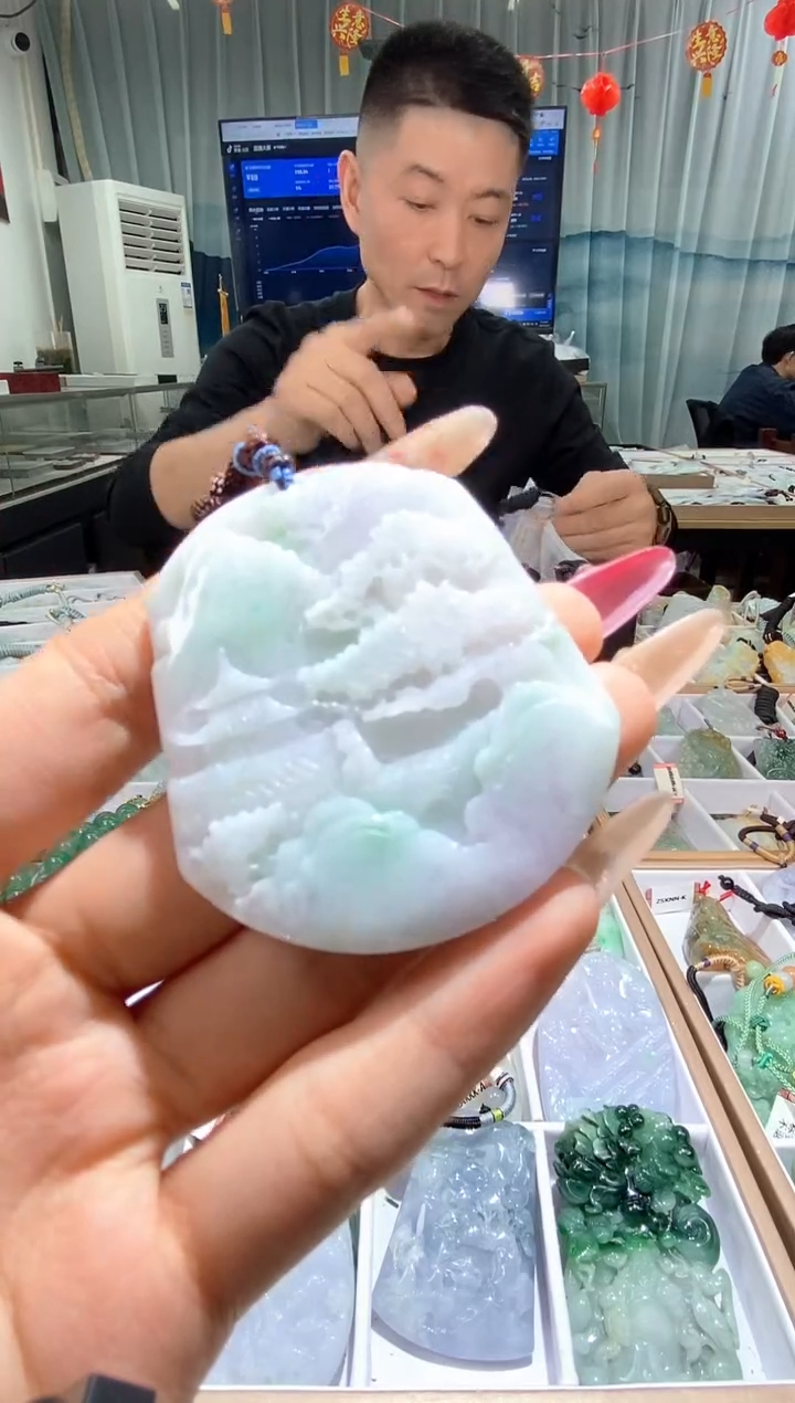 【闪购商品】翡翠颈饰未镶嵌天然缅甸翡翠A货未镶嵌