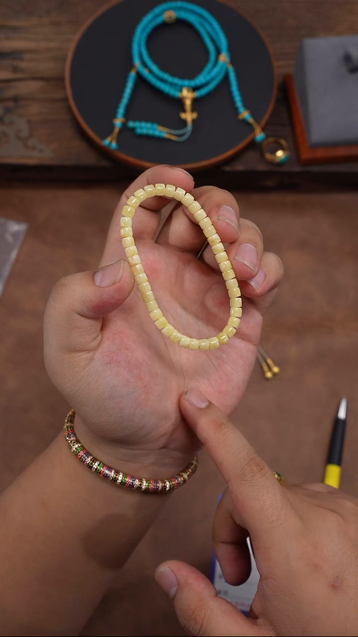 未镶嵌蜜蜡裸石蜜蜡手串