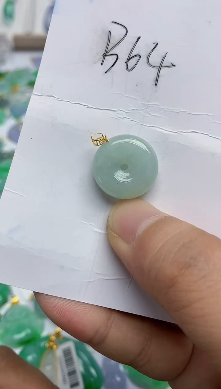 翡翠未镶嵌颈饰天然缅甸翡翠A货