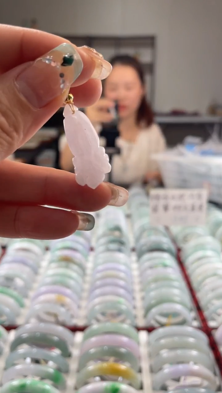 颈饰未镶嵌翡翠多样性发一