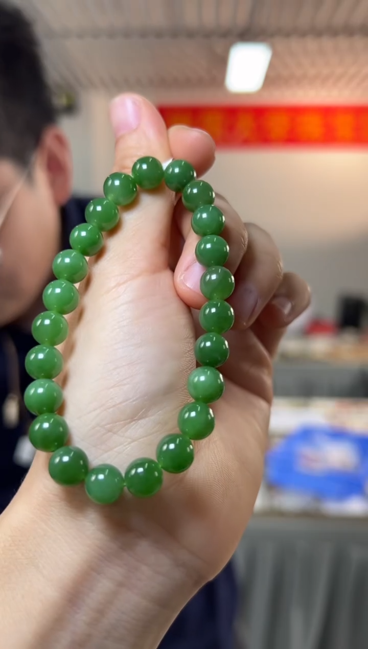 【闪购商品】和田玉手串未镶嵌约8mm俄料碧玉圆珠单圈手串