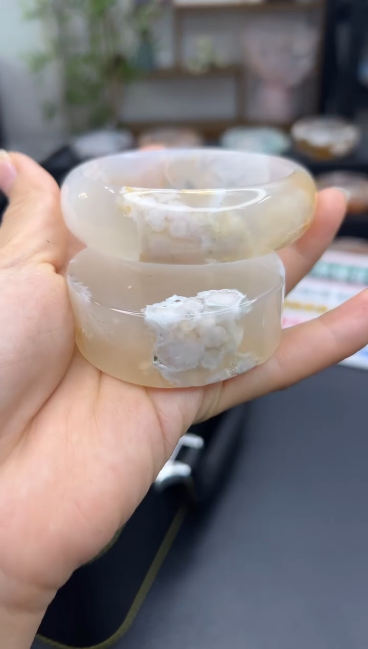 【闪购商品】石英质玉手镯未镶嵌A176(59圈赠送镯心)