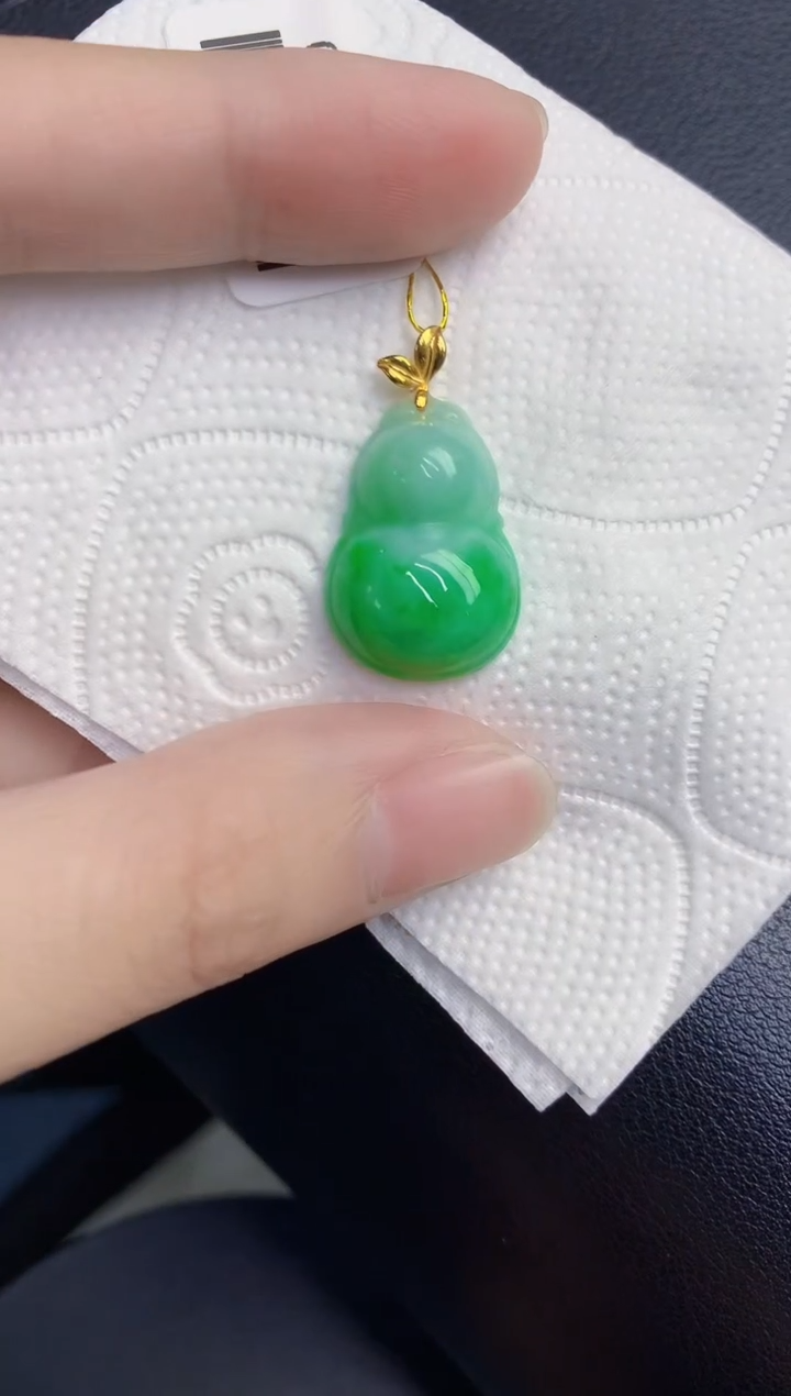 颈饰18K金镶嵌翡翠天然翡翠缅甸A货