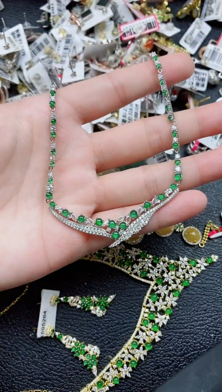 银S925镶嵌戒指翡翠1