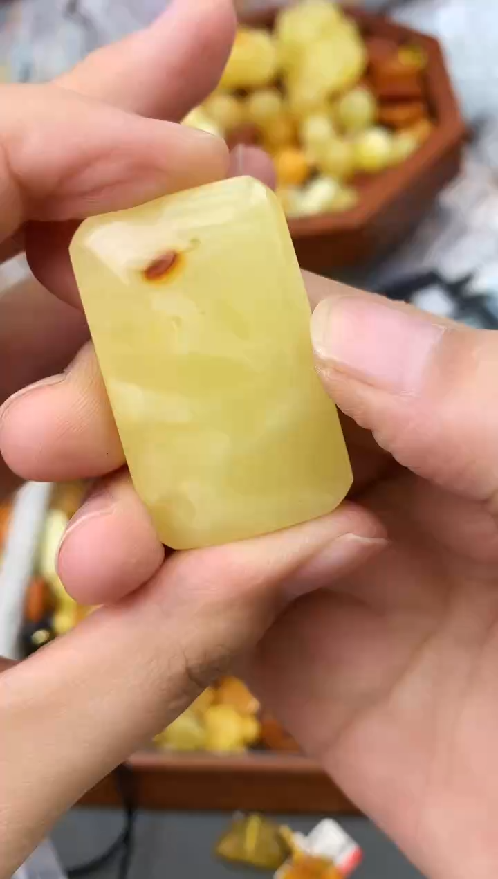 【闪购商品】琥珀珠宝奇石未镶嵌197