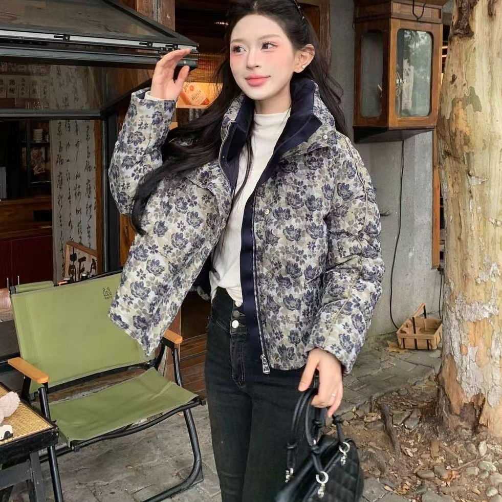 高端复古精致立体提花保暖羽绒服衣长55 胸围126 充绒S135 M142