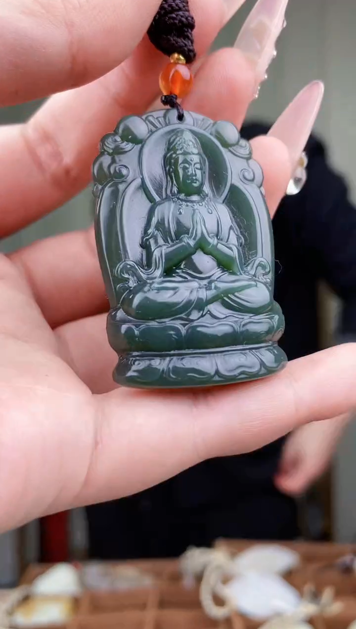 【闪购商品】和田玉挂件未镶嵌拍一发一，多样性发货！