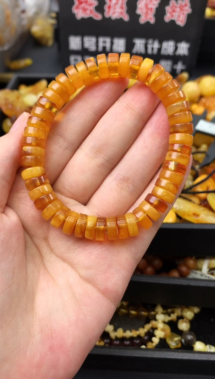 未镶嵌琥珀珠宝奇石77