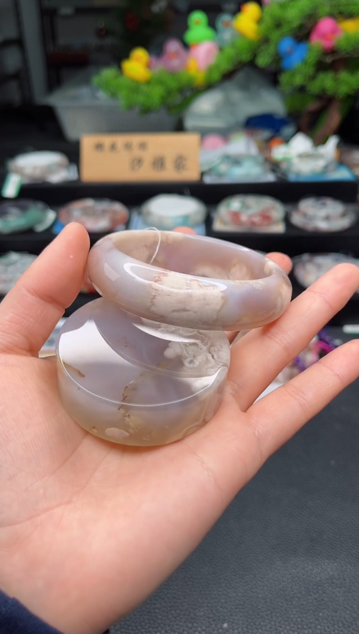 石英质玉未镶嵌手镯59圈口（赠品镯心）3547521