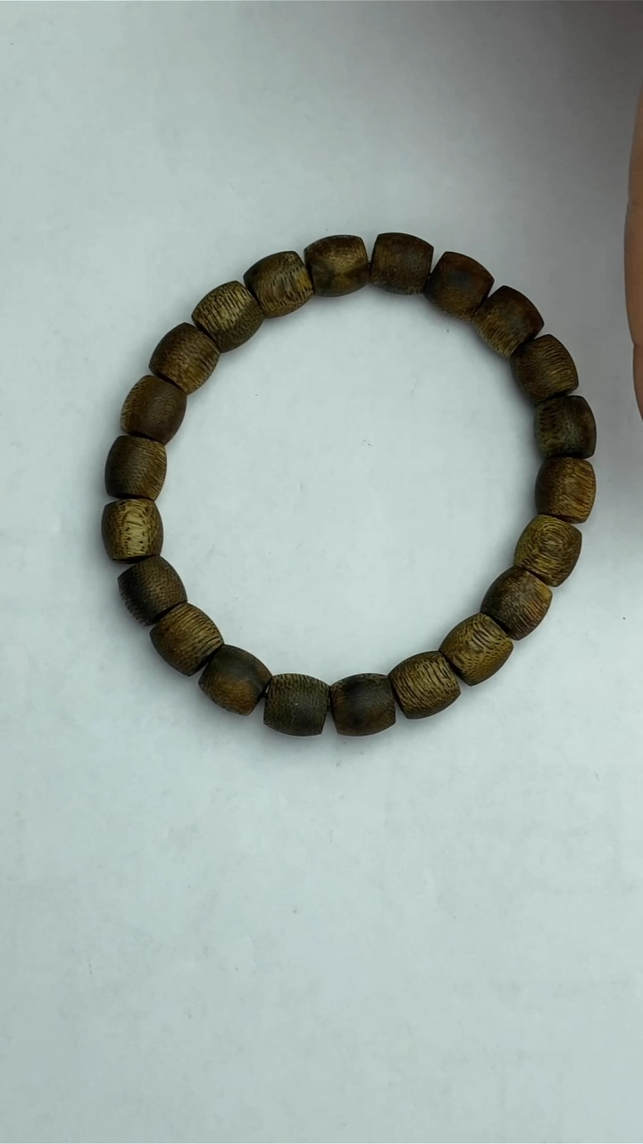 【闪购商品】沉香手串海南莺歌绿奇0.9鼓珠单圈JY226