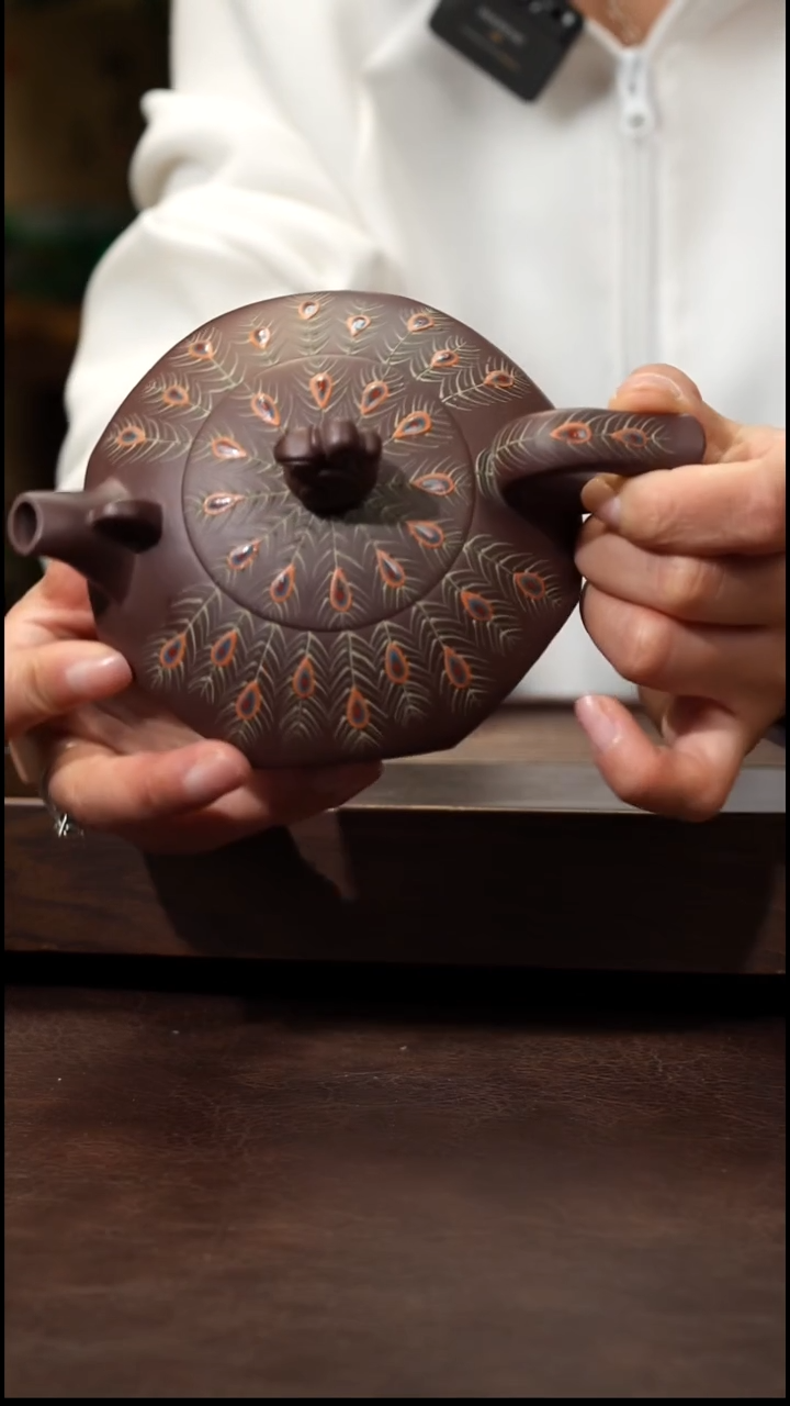 茶壶紫砂紫泥孔雀开屏260cc左右