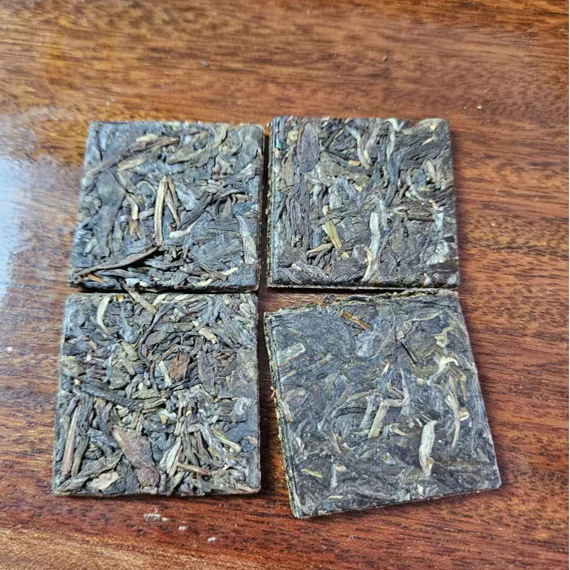 甲山小方片   2021年普洱茶生茶小饼 25片