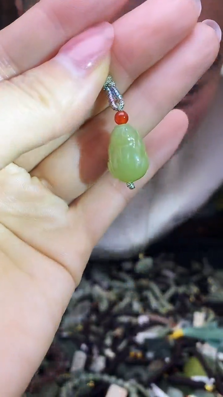 颈饰未镶嵌和田玉多样性发货，拍一发一