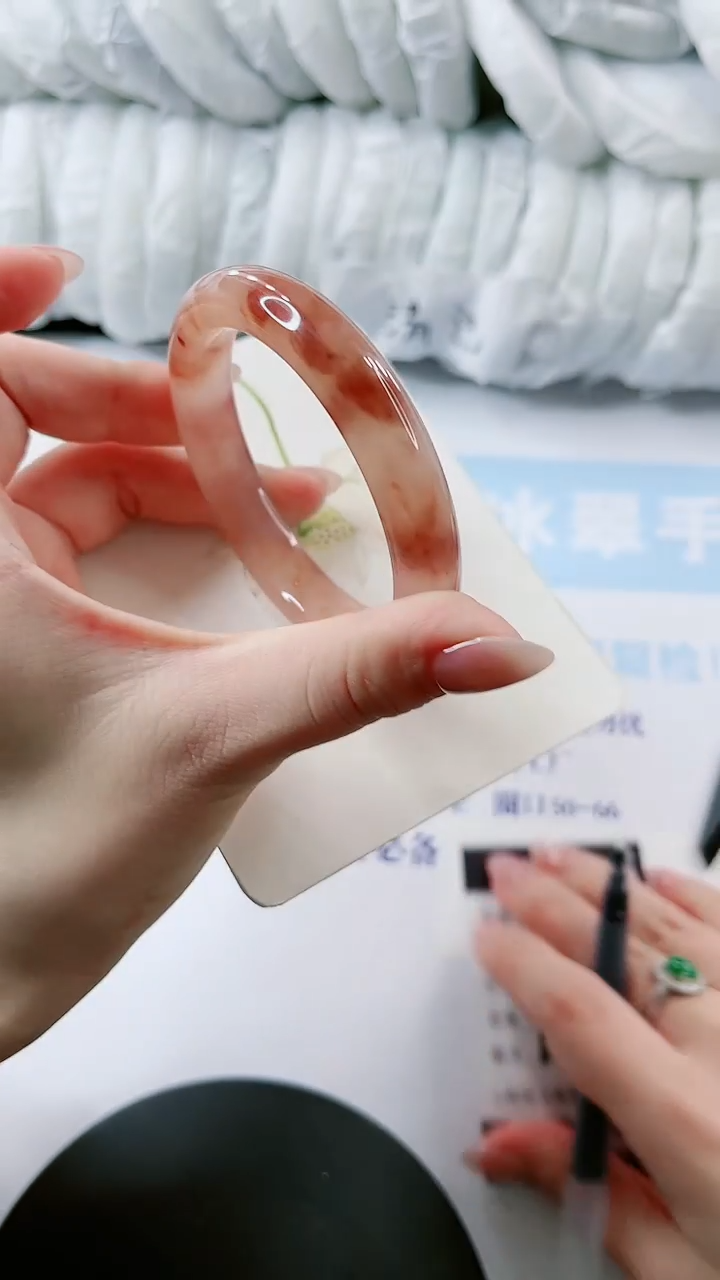 【闪购商品】石英质玉手镯未镶嵌多样性发货L324