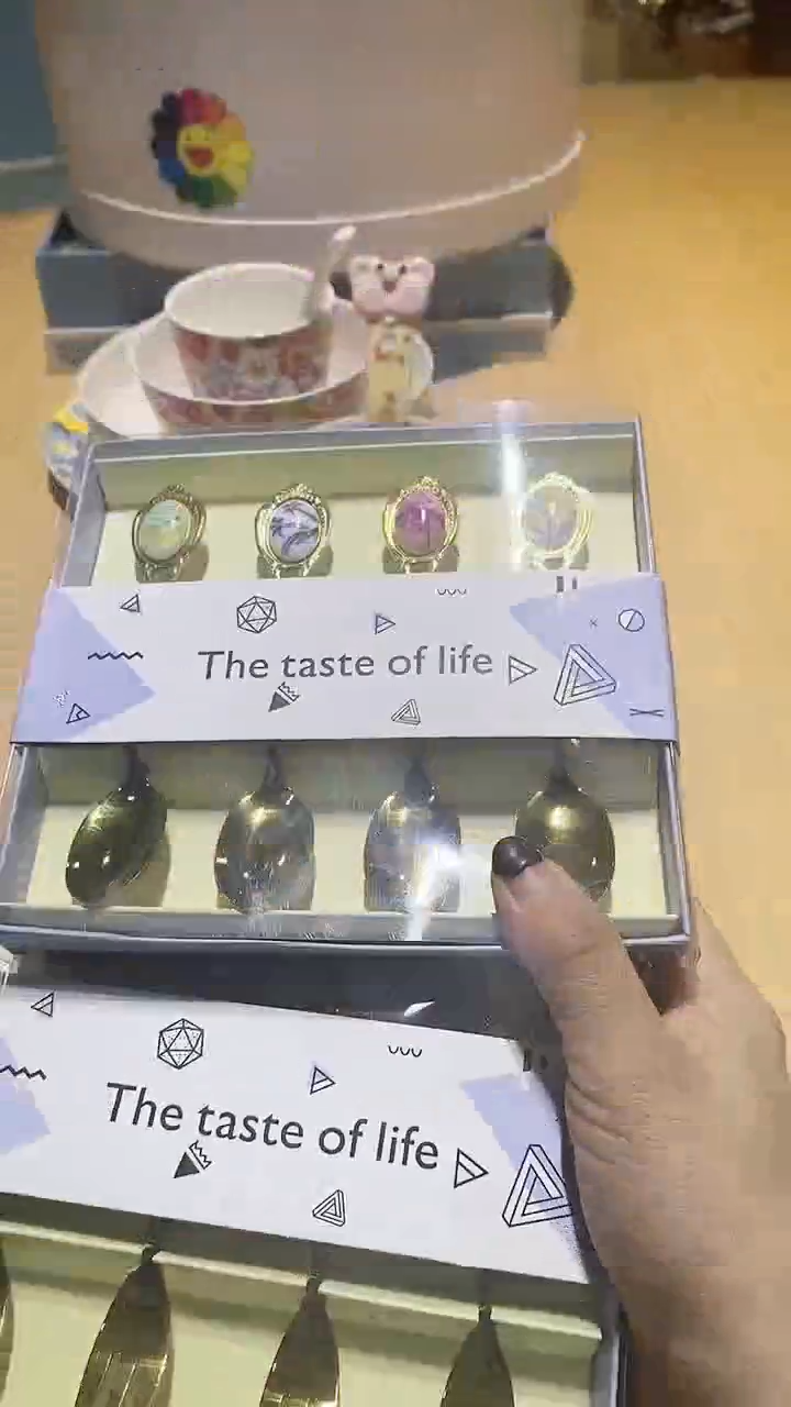 【闪购商品】瓷片锅碗瓢盆一件不剩