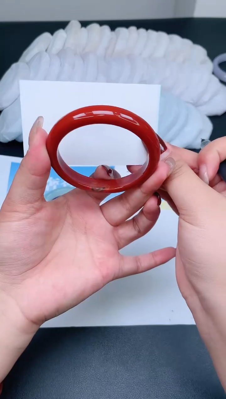 【闪购商品】石英质玉手镯未镶嵌427-56.5