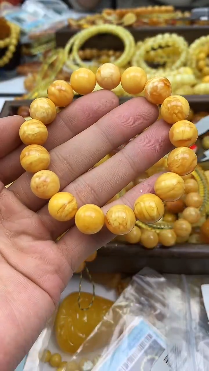 裸石蜜蜡未镶嵌手串