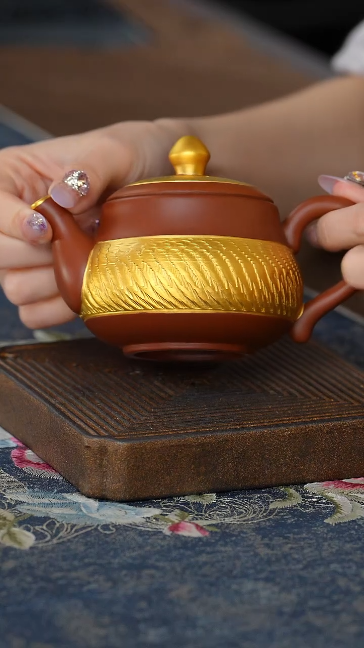 【闪购商品】【鎏金紫砂大茶壶】【15西泠礼盒】