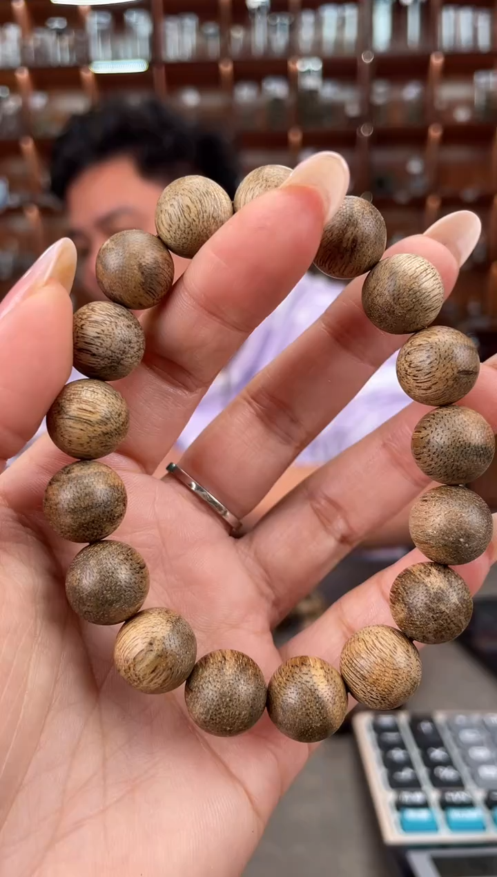 【闪购商品】沉香手串93号文莱多样性发一份