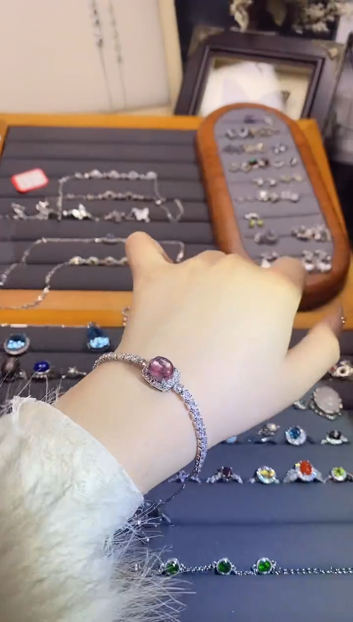 【闪购商品】水晶手链银S925镶嵌A125       